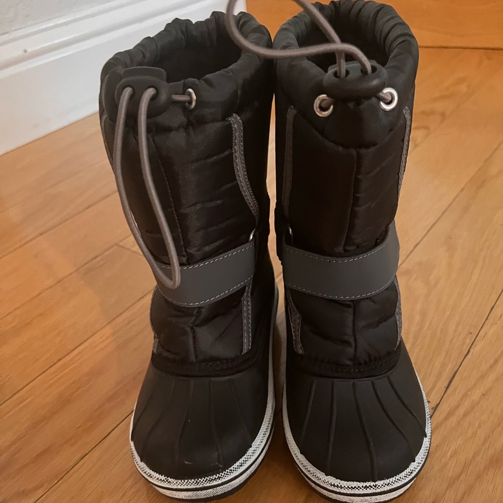 Kids Black Winter Boots